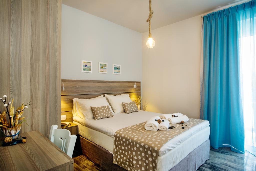 Beachside Apartment In Plakias Centre! Exterior foto